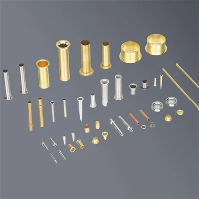 Медная заклепка